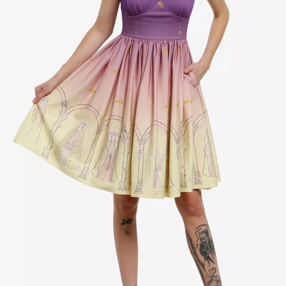 Her Universe Padmé Lakeside Dress, San Diego Comic Con Exclusive - Picture 2 of 5